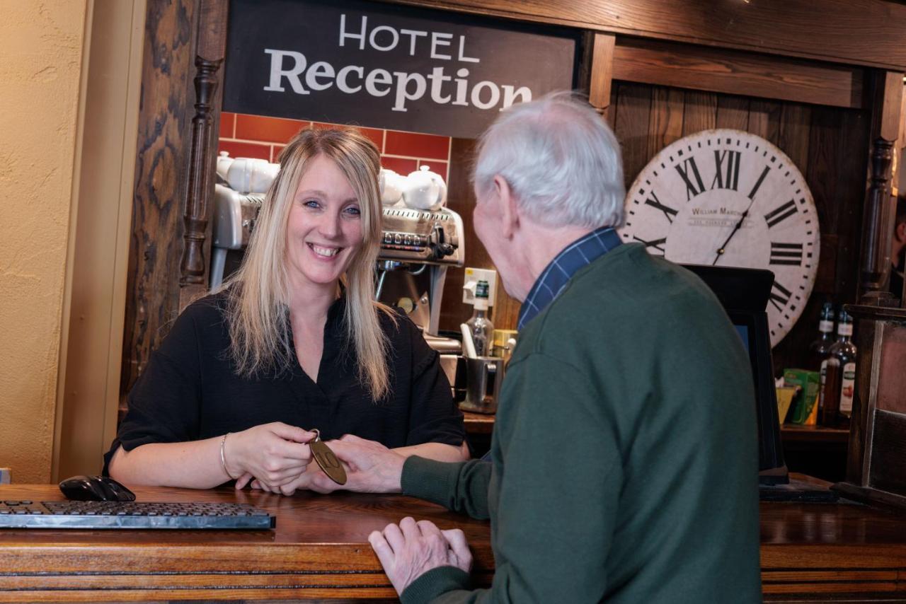 Dovey Inn Aberdyfi Bagian luar foto