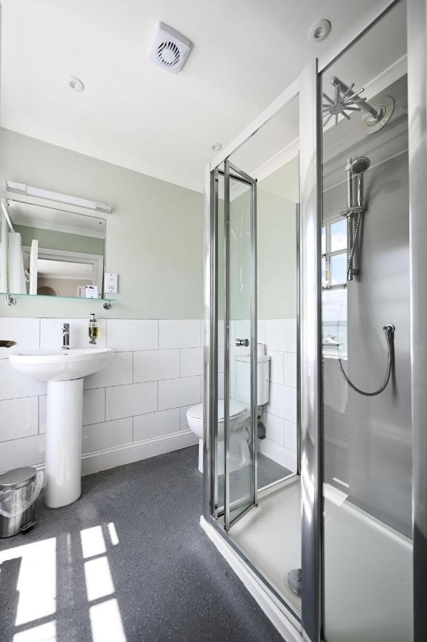 Dovey Inn Aberdyfi Bagian luar foto