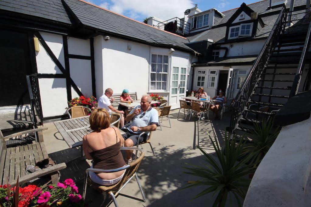 Dovey Inn Aberdyfi Bagian luar foto