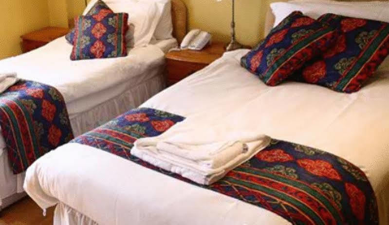 Dovey Inn Aberdyfi Bagian luar foto