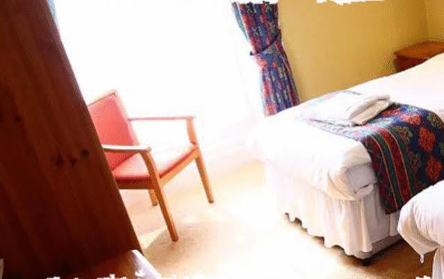 Dovey Inn Aberdyfi Bagian luar foto